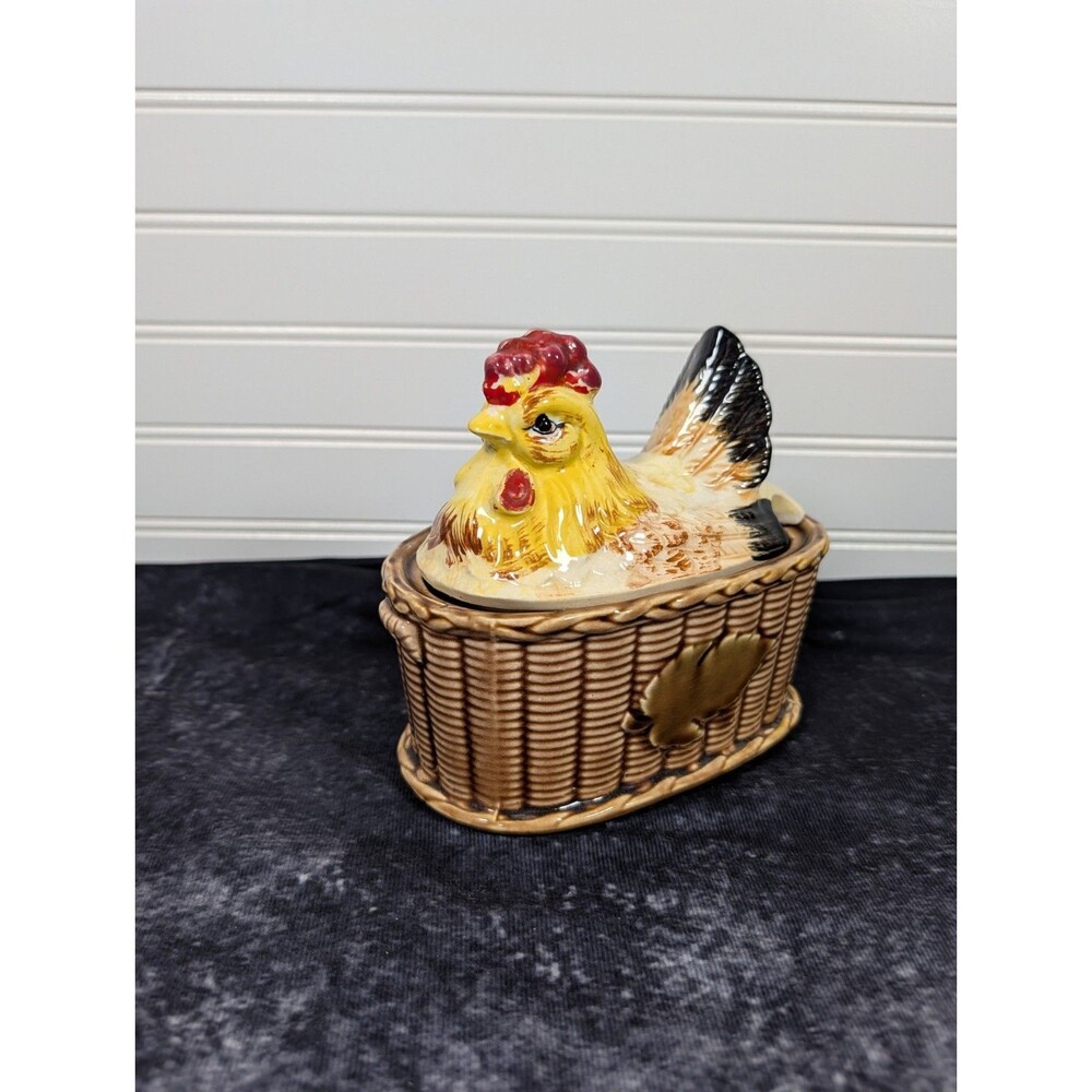 Rossini Ceramic Chicken on Nest Basket Weave Soup Tureen Cottagecore